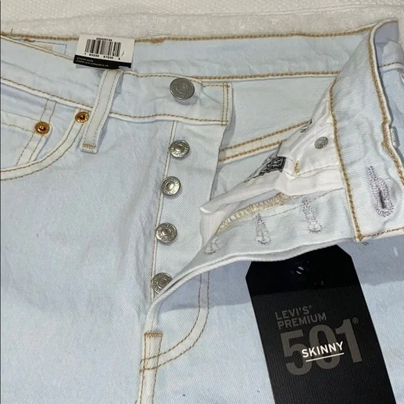 WOMEN’S PREMIUM LEVIS 501 SKINNY HIGH RISE LIGHT WASH SIZE 25